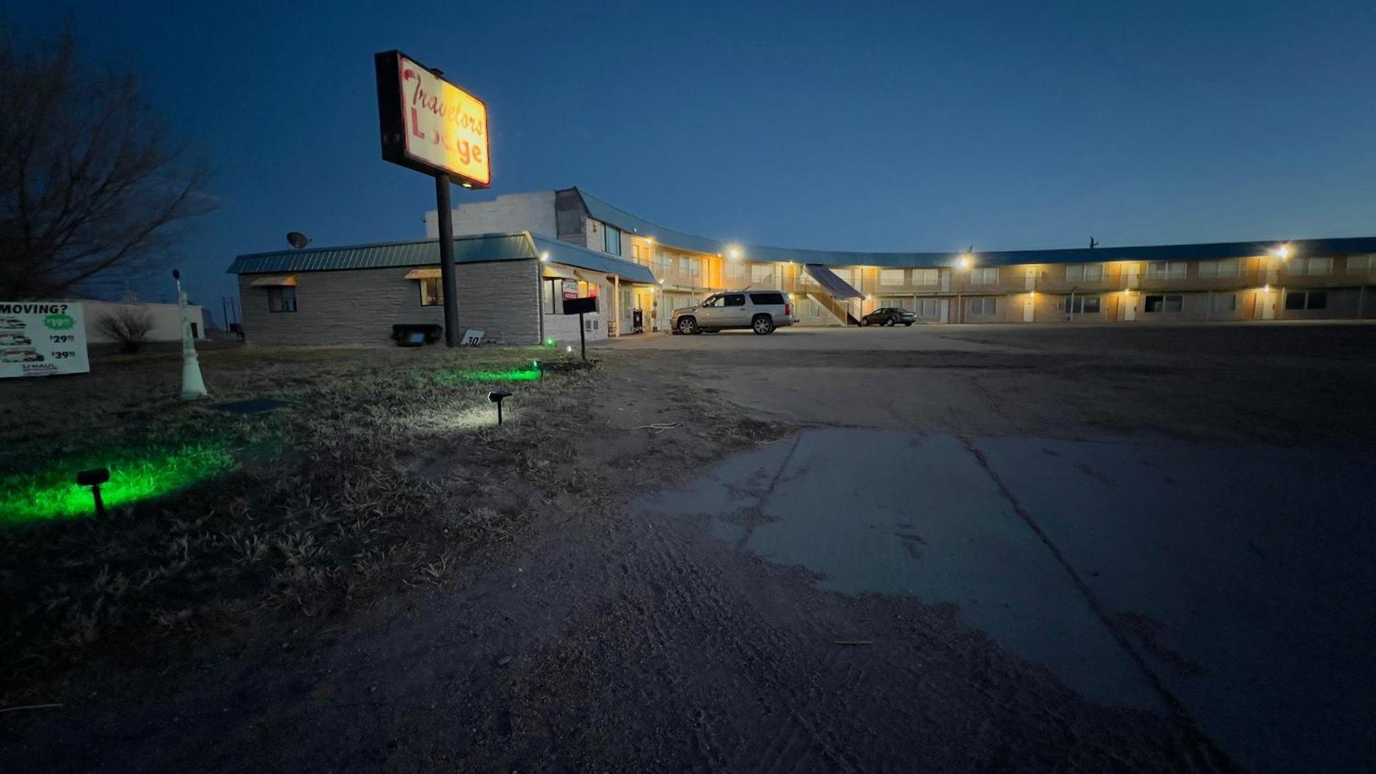 Travelors Lodge Motel & Rv Park Us-287&Us-96 Eads Exterior foto